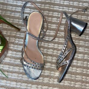 Zara mid heels in silver with star details